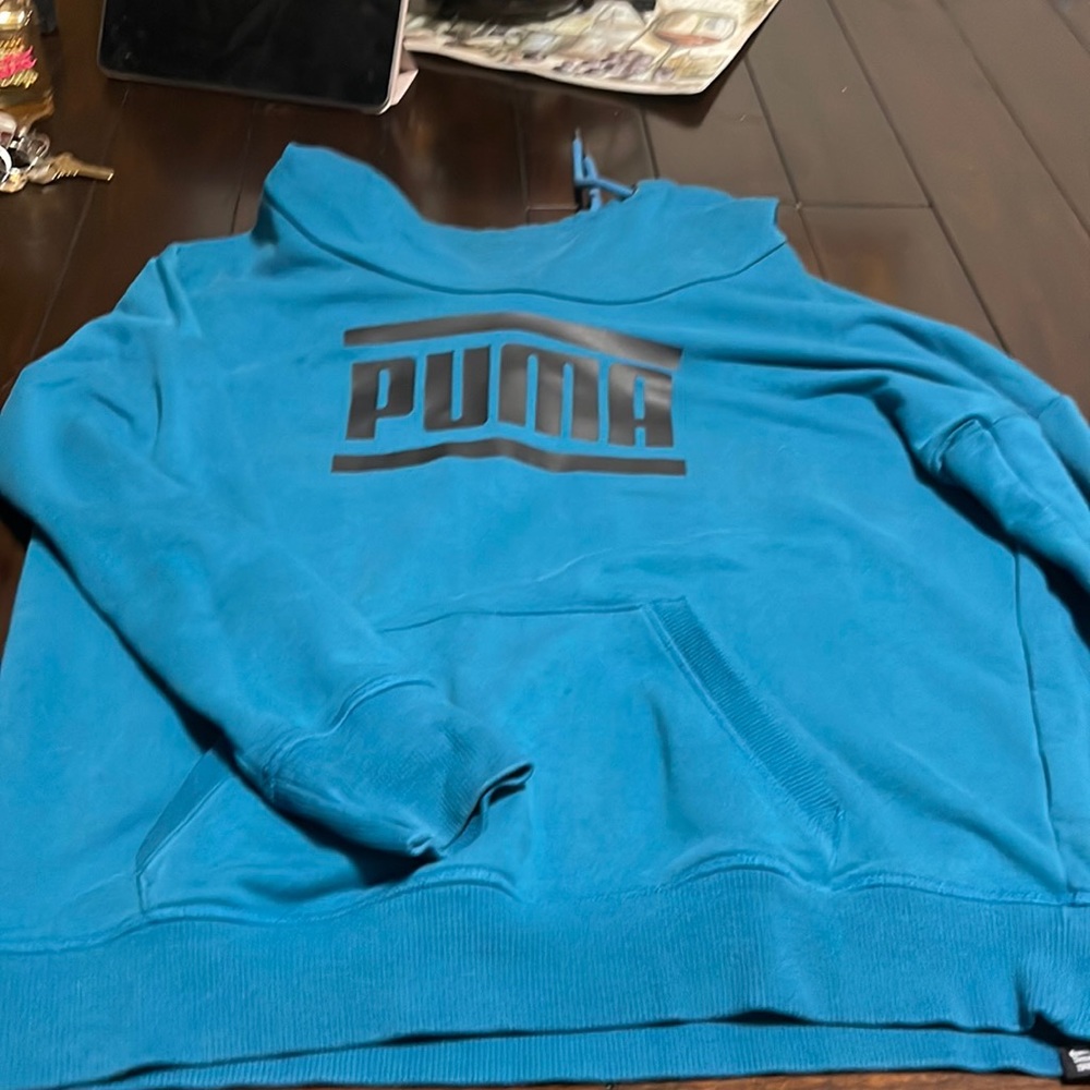 Women’s puma hoodie